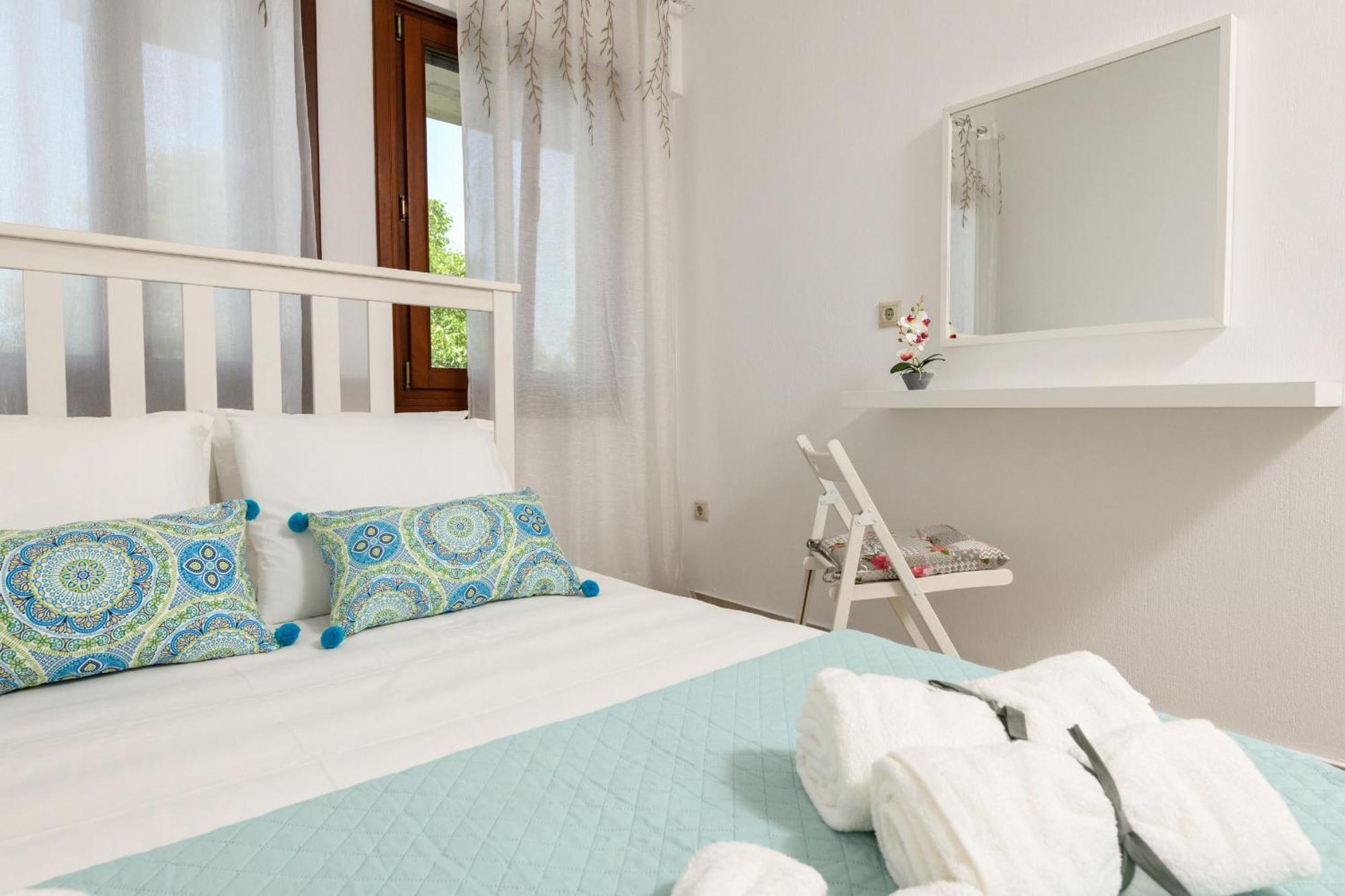 פאניה Whitegold Apartments Panagia מראה חיצוני תמונה