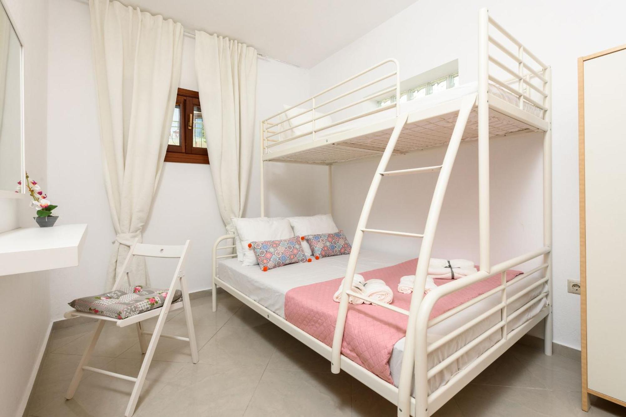 פאניה Whitegold Apartments Panagia מראה חיצוני תמונה