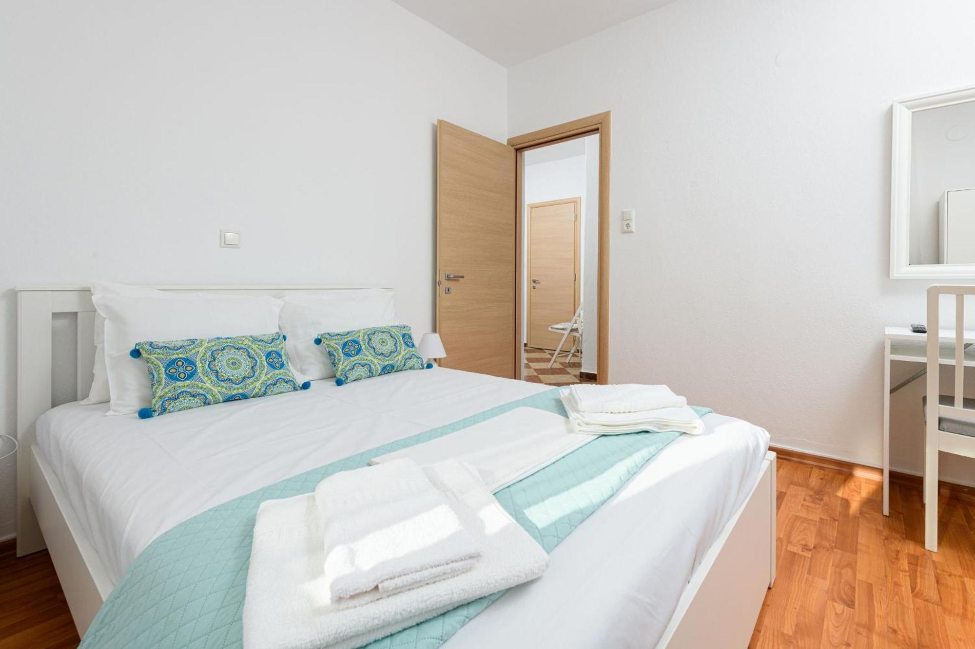 פאניה Whitegold Apartments Panagia מראה חיצוני תמונה