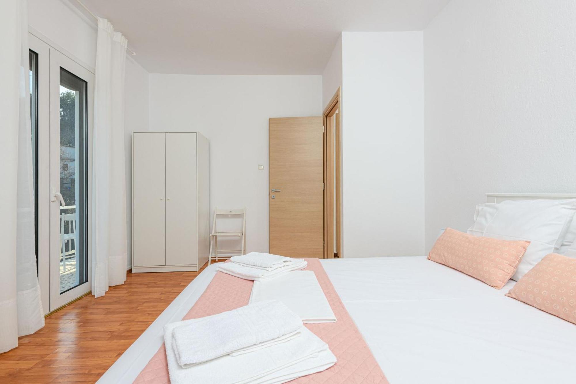 פאניה Whitegold Apartments Panagia מראה חיצוני תמונה