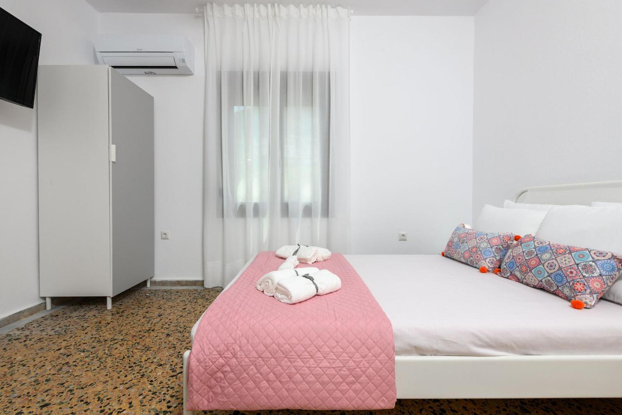 פאניה Whitegold Apartments Panagia מראה חיצוני תמונה