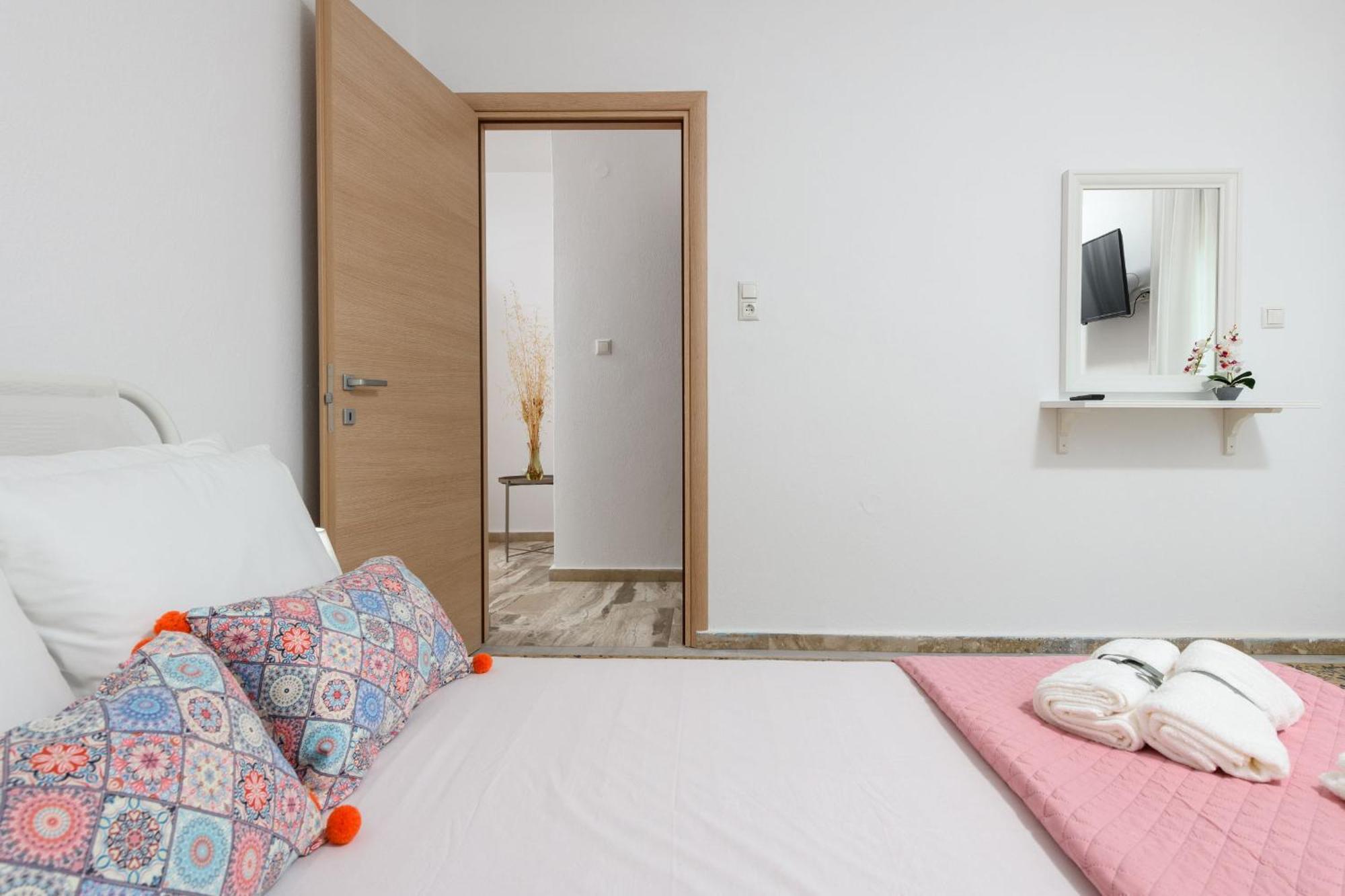 פאניה Whitegold Apartments Panagia מראה חיצוני תמונה